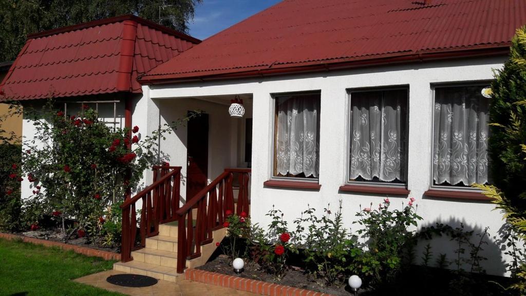 Domek Letniskowy U Basi Villa Rowy  Exterior foto